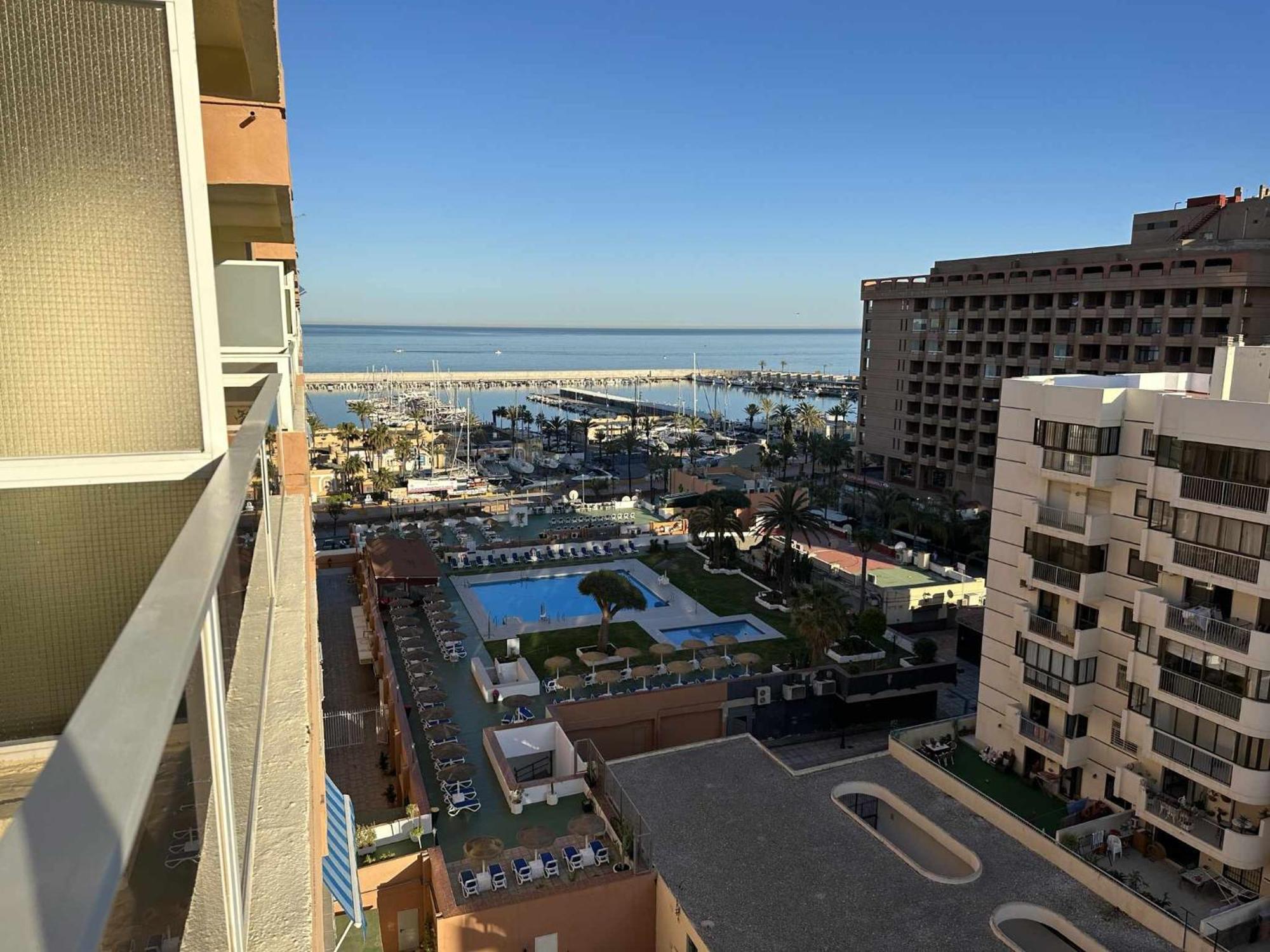 Estudio Pyr Privado Frente Al Puerto De Fuengirola Kültér fotó