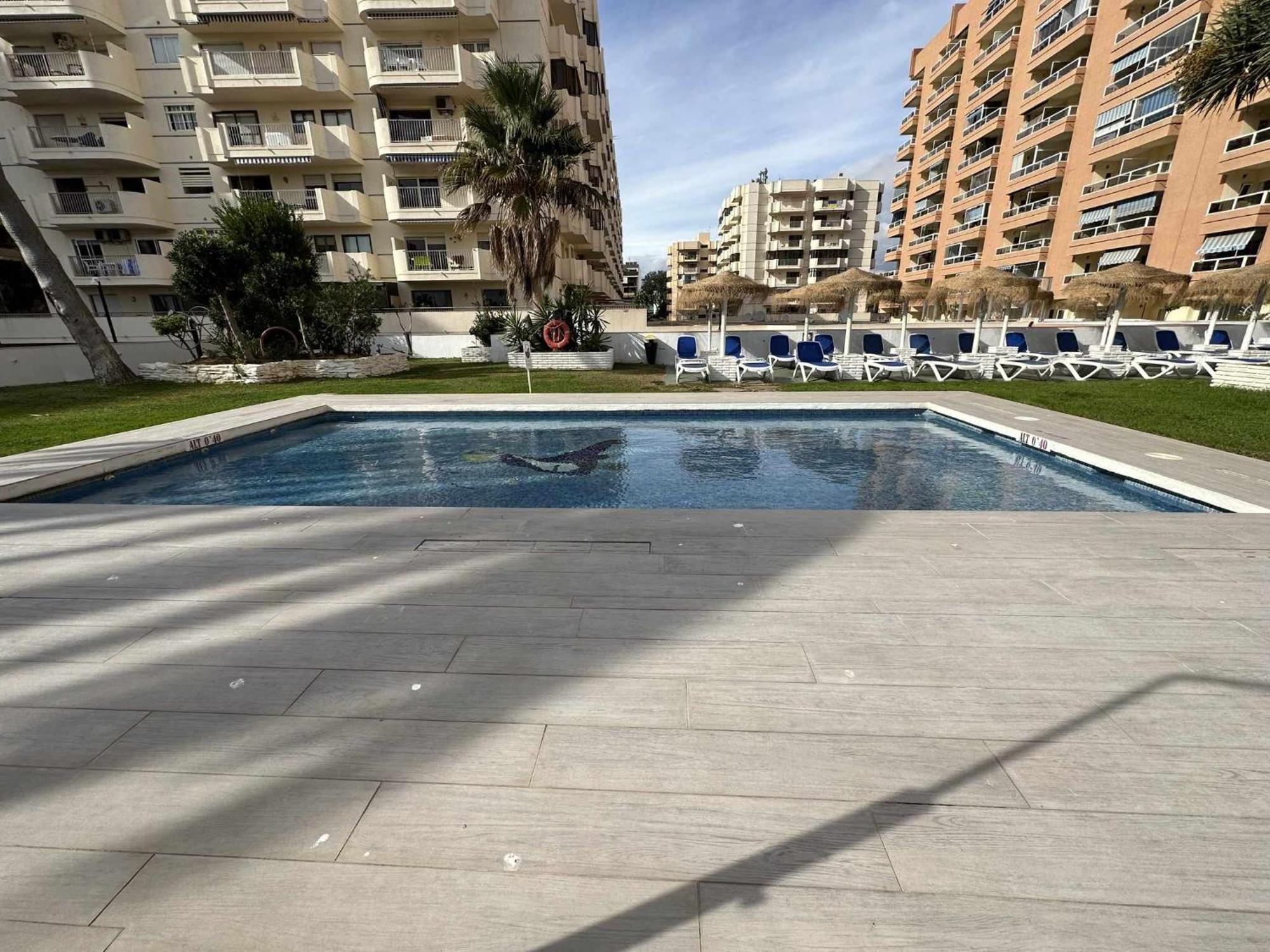 Estudio Pyr Privado Frente Al Puerto De Fuengirola Kültér fotó