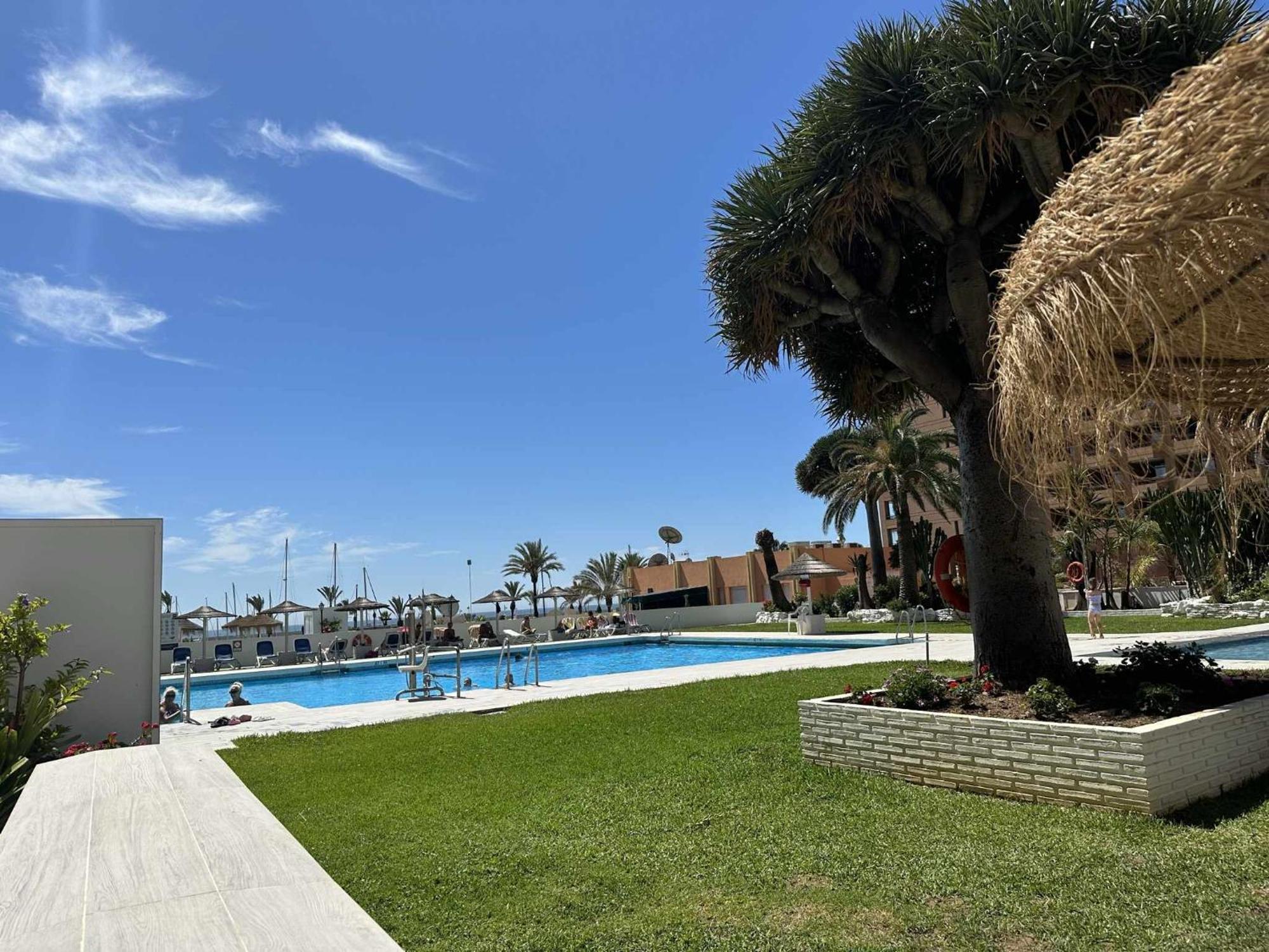 Estudio Pyr Privado Frente Al Puerto De Fuengirola Kültér fotó