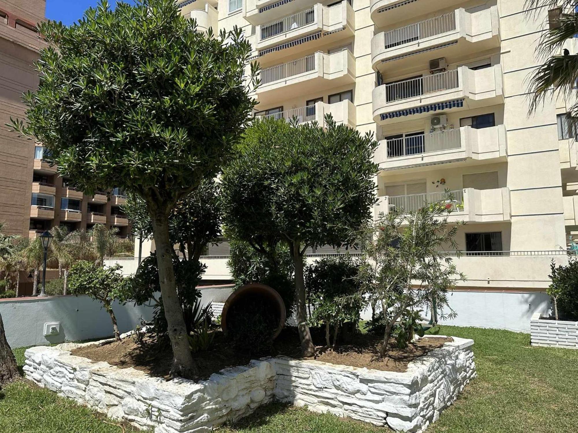 Estudio Pyr Privado Frente Al Puerto De Fuengirola Kültér fotó